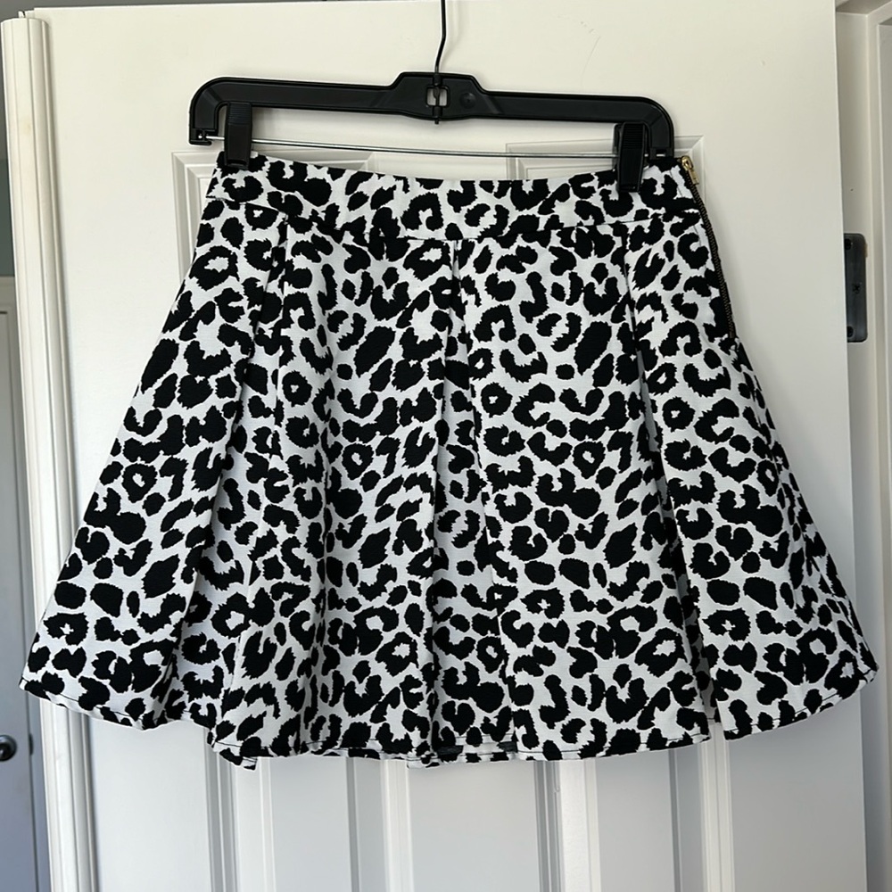 Collective Concepts Cheetah Print Black & White A line Skirt Size Small